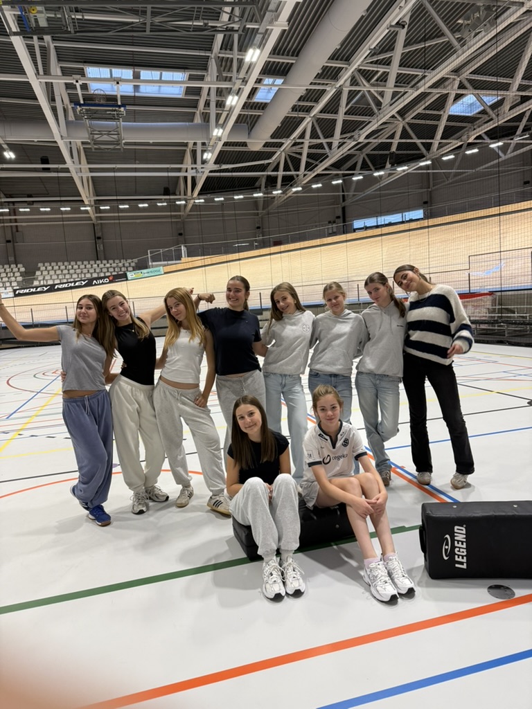 veilige girls only groep voor meisjes bij SANDO