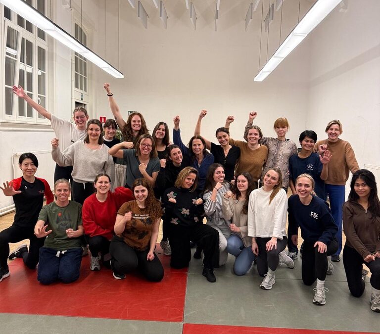 ANDO vrouwen Antwerpen zelfverdediging SANDO vrouwen Mortsel zelfverdedigingSANDO vrouwen Herentals zelfverdediging