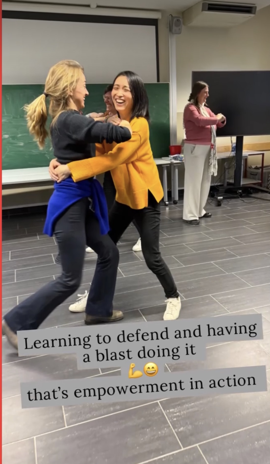 reel workshop vrouwen bij SANDO