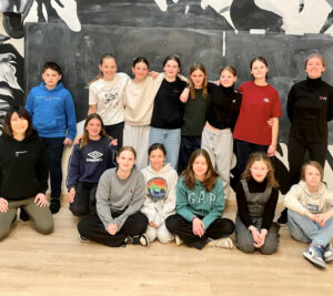 praktische zelfverdediging voor tieners in veilige leeromgeving