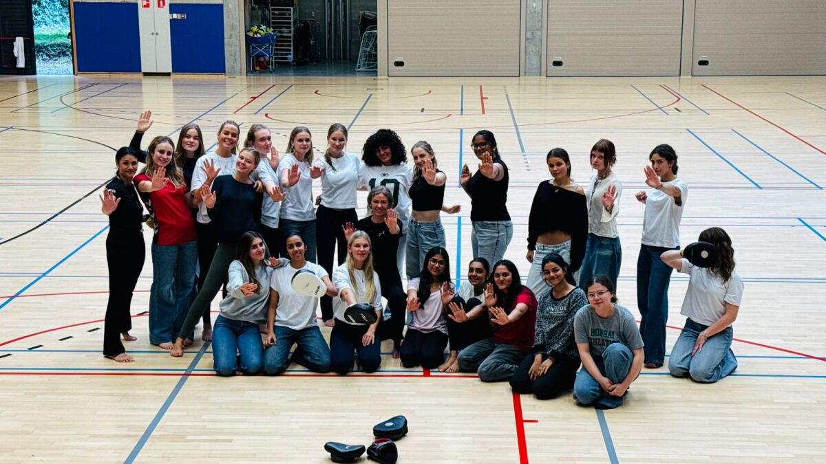 Zelfverdediging voor jongeren SANDO workshop bij AIS