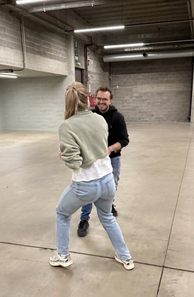 training zelfverdediging voor medewerkers bij SANDO weerbaarheid en veiligheid