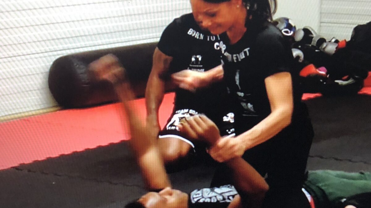 sando zelfverdediging sandra hoogerdijk joannes antwerpen