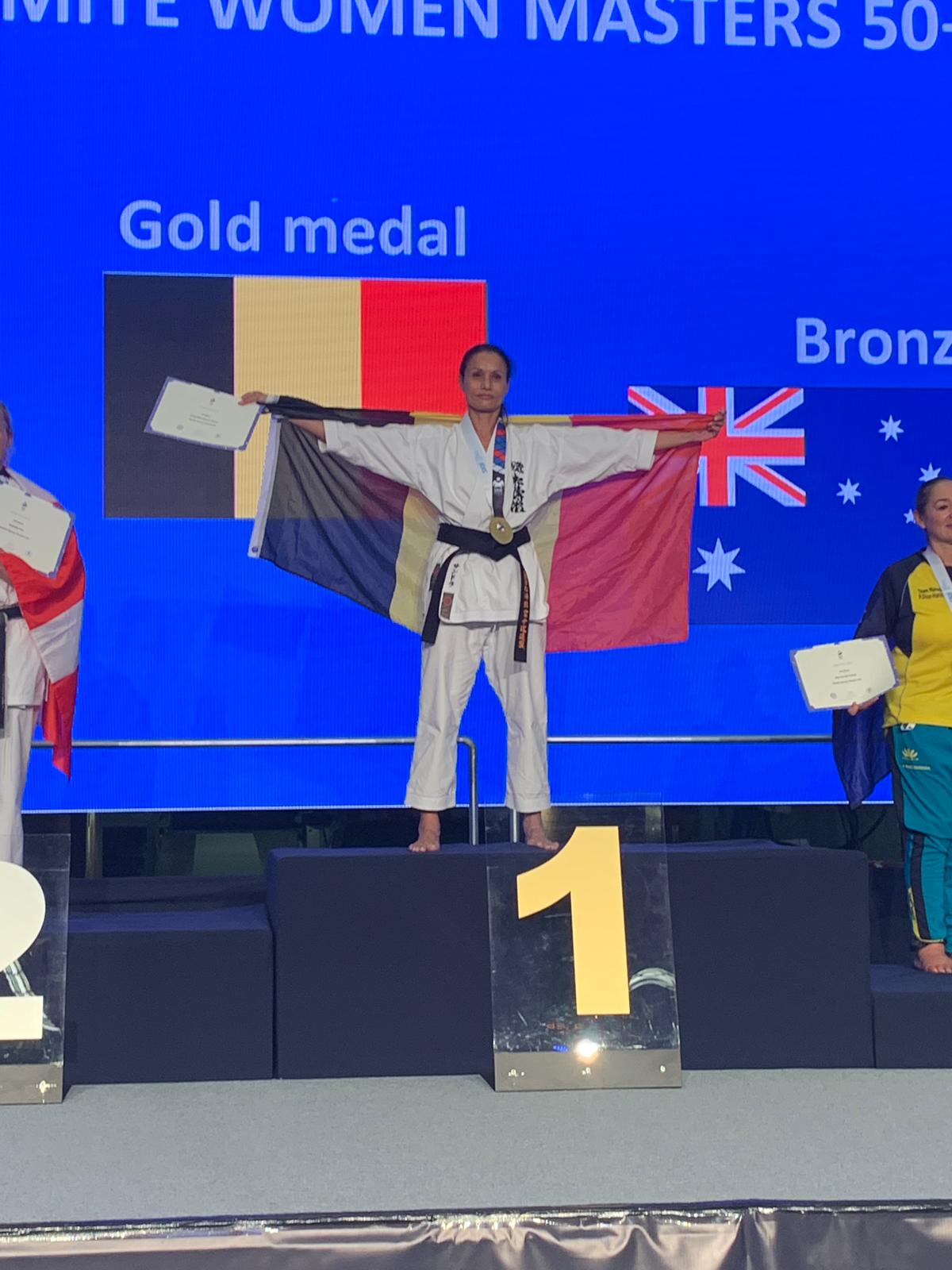 Sandra Hoogerdijk Joannes karate actiefoto